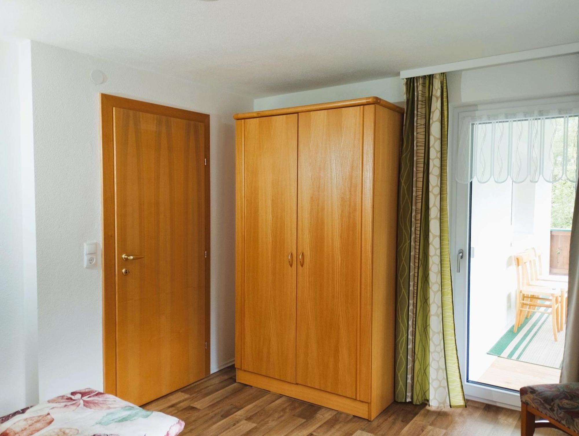 4 * Stanzach